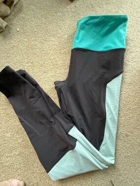 VSX Black and Teal Colorblock Leggings